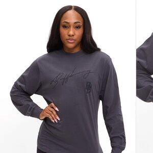 BuffBunny Charcoal Long Sleeve Women's Tee